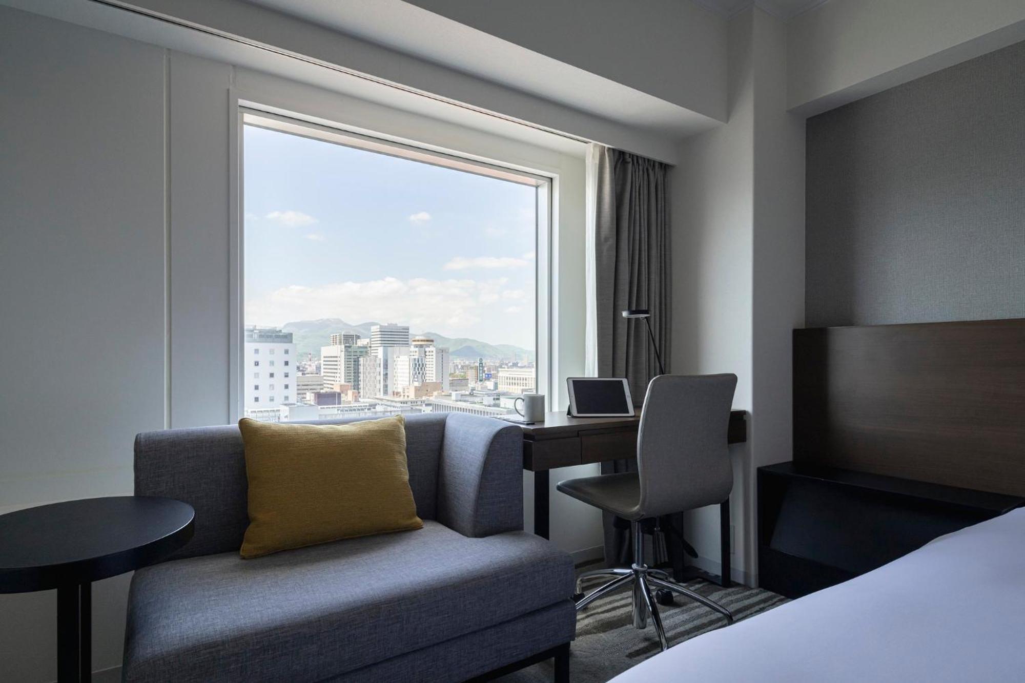Ana Crowne Plaza Sapporo By Ihg Hotel Exterior photo
