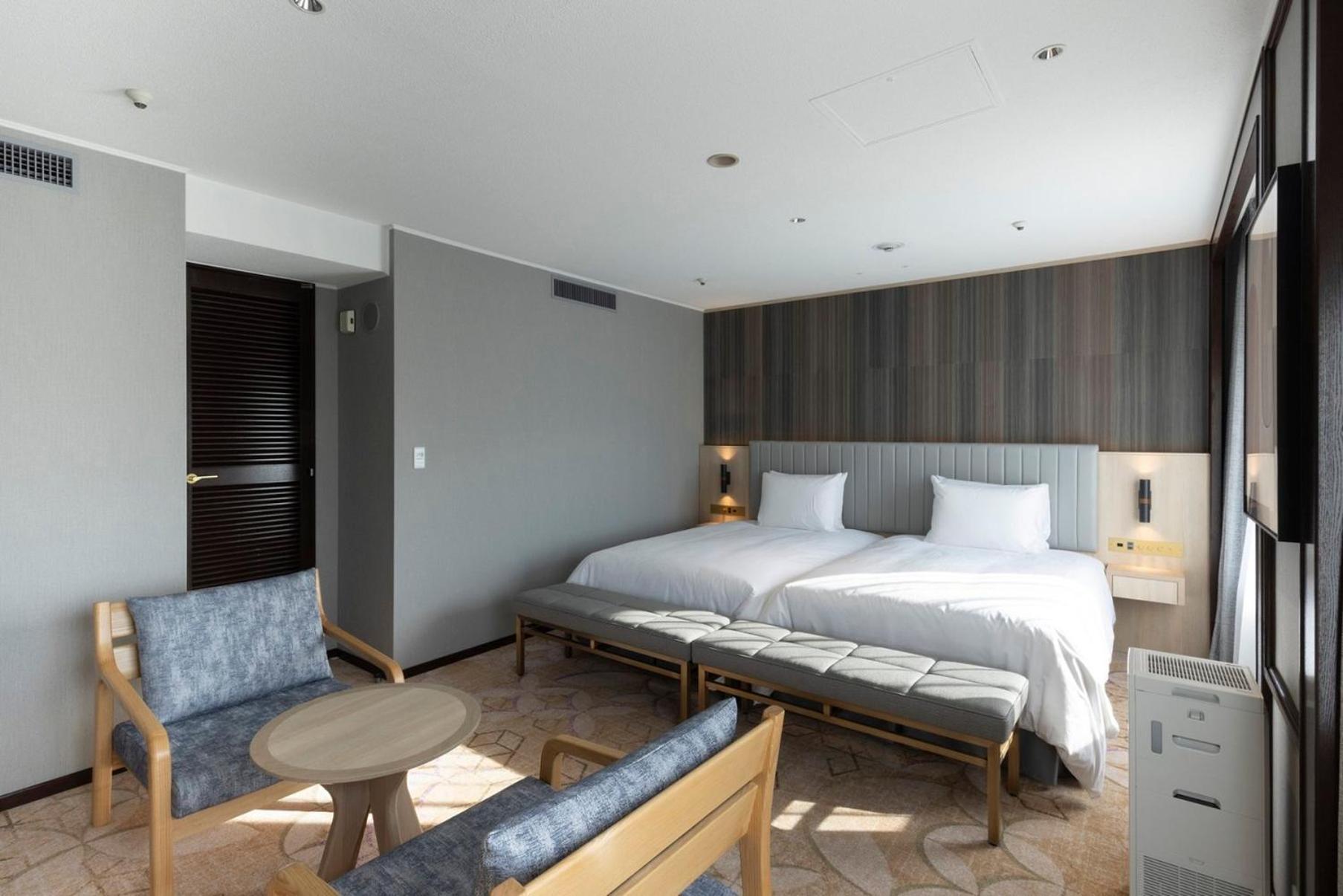 Ana Crowne Plaza Sapporo By Ihg Hotel Exterior photo